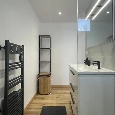 Maison Spacieuse A Saint-brevin, Pres De La 別荘 サン・ブルヴァン・レ・パン